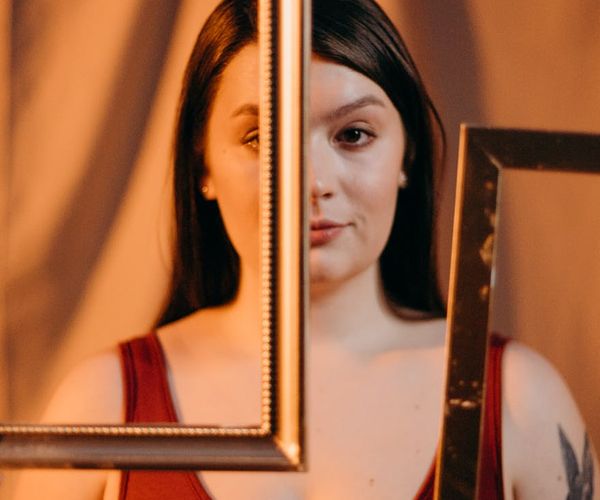 Abstract visual representing airflow and energy within the human body.